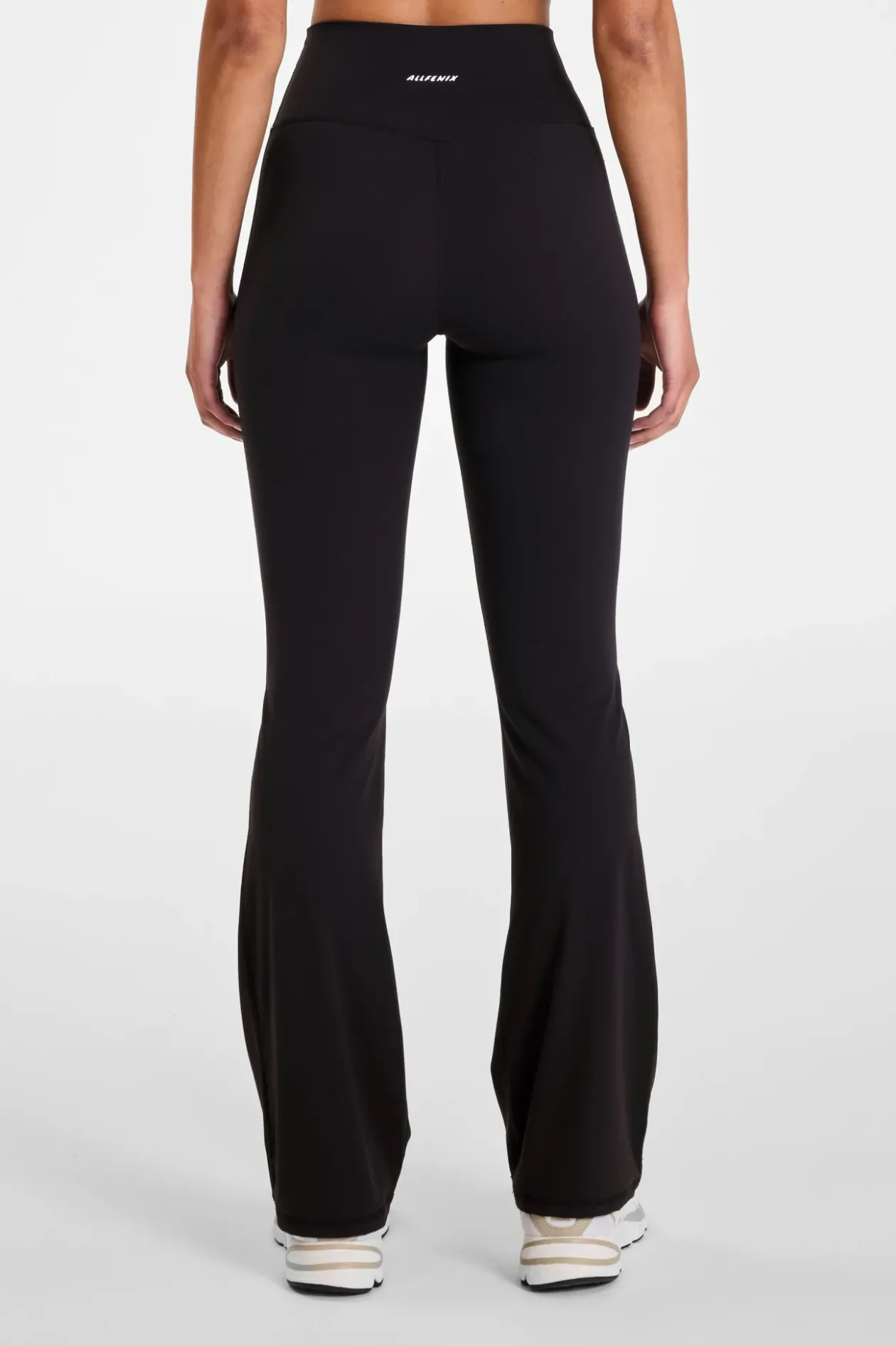 EcoSculpt Flared Legging