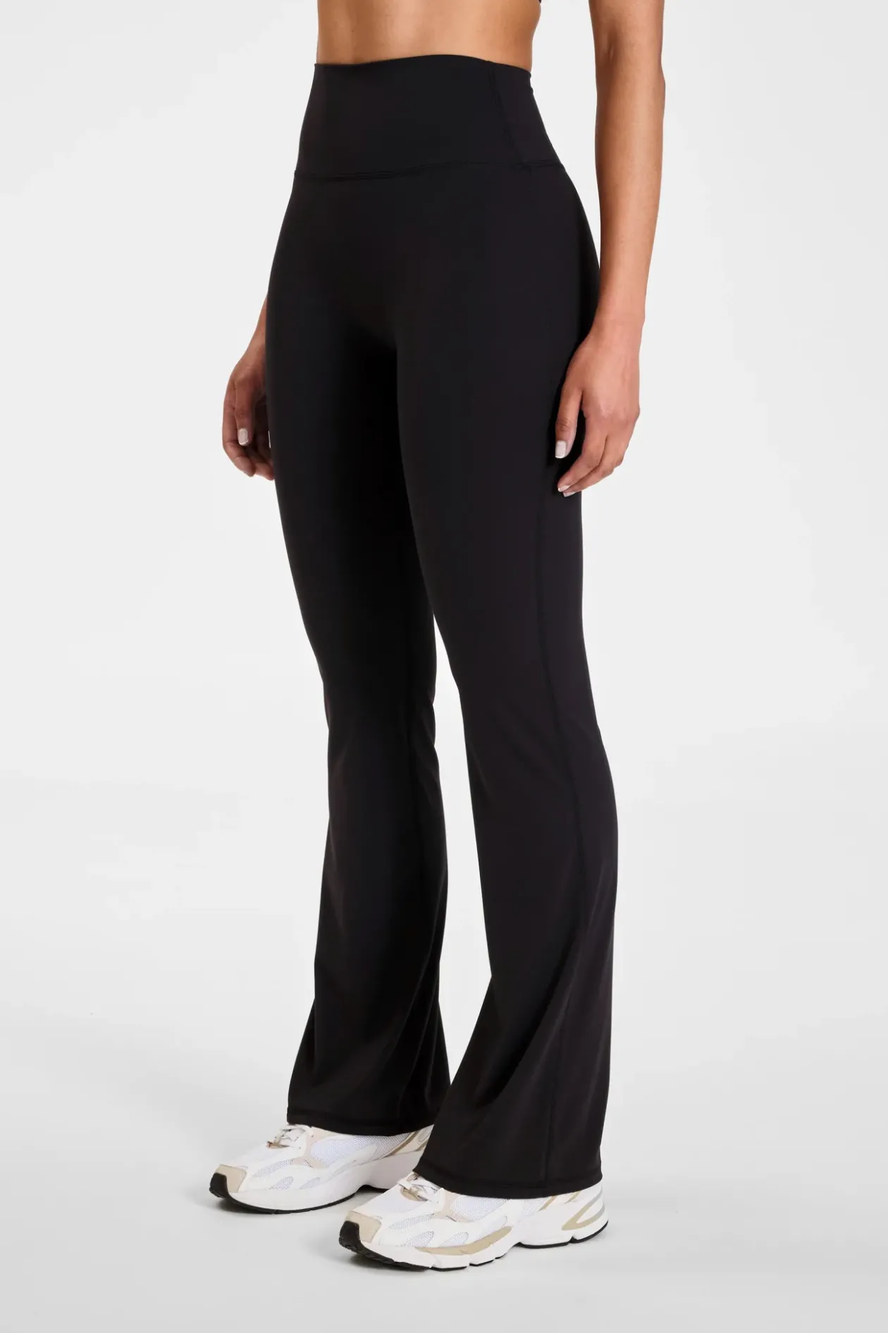 EcoSculpt Flared Legging