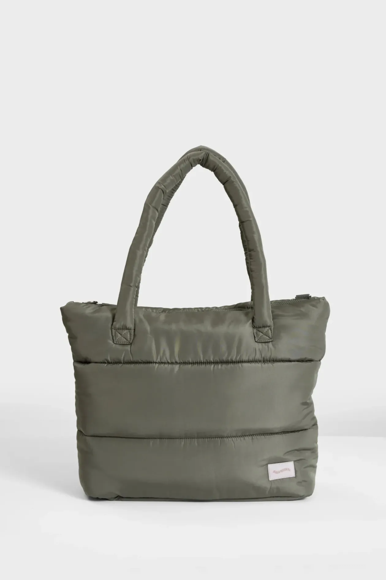 Travel Puffer Bag