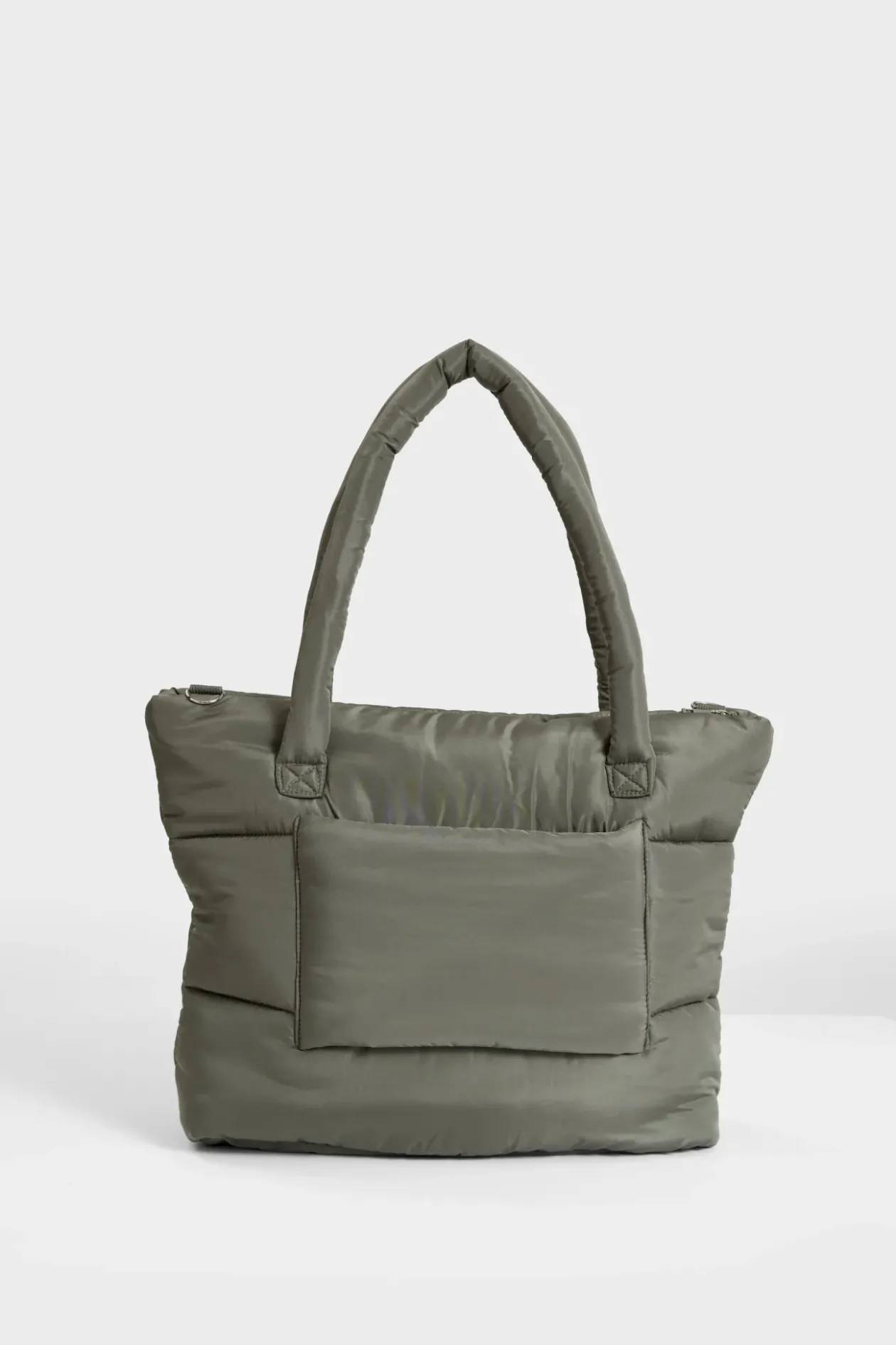 Travel Puffer Bag