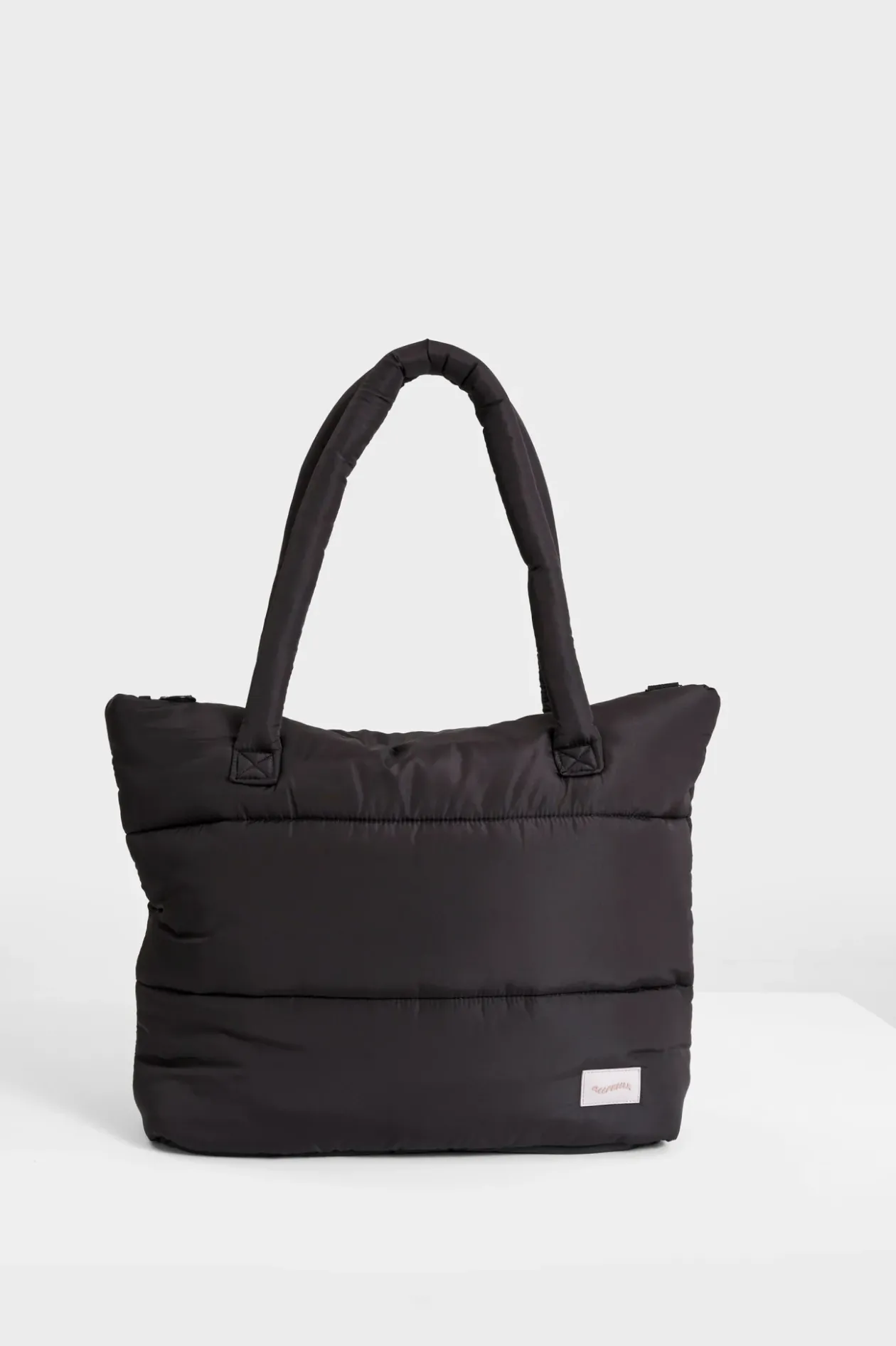 Travel Puffer Bag