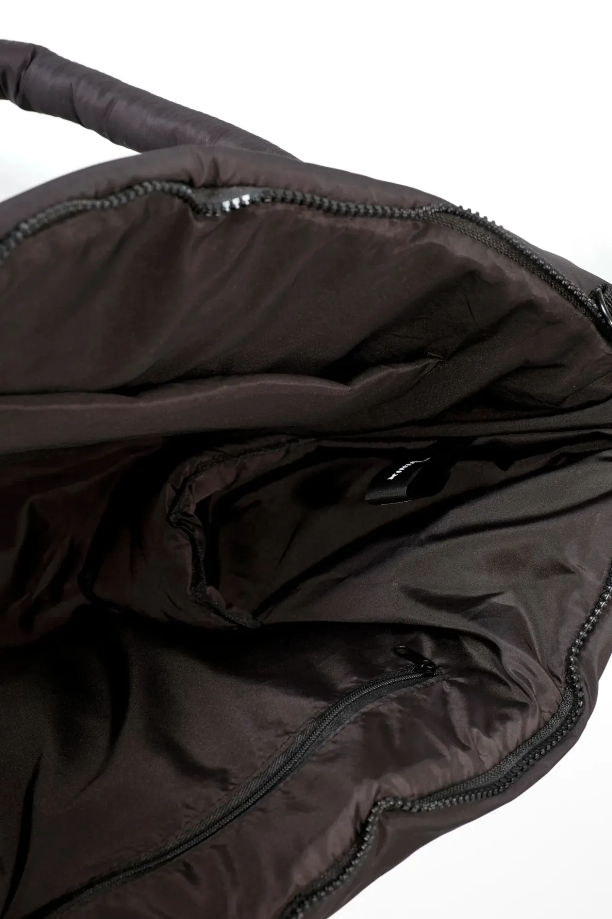 Travel Puffer Bag